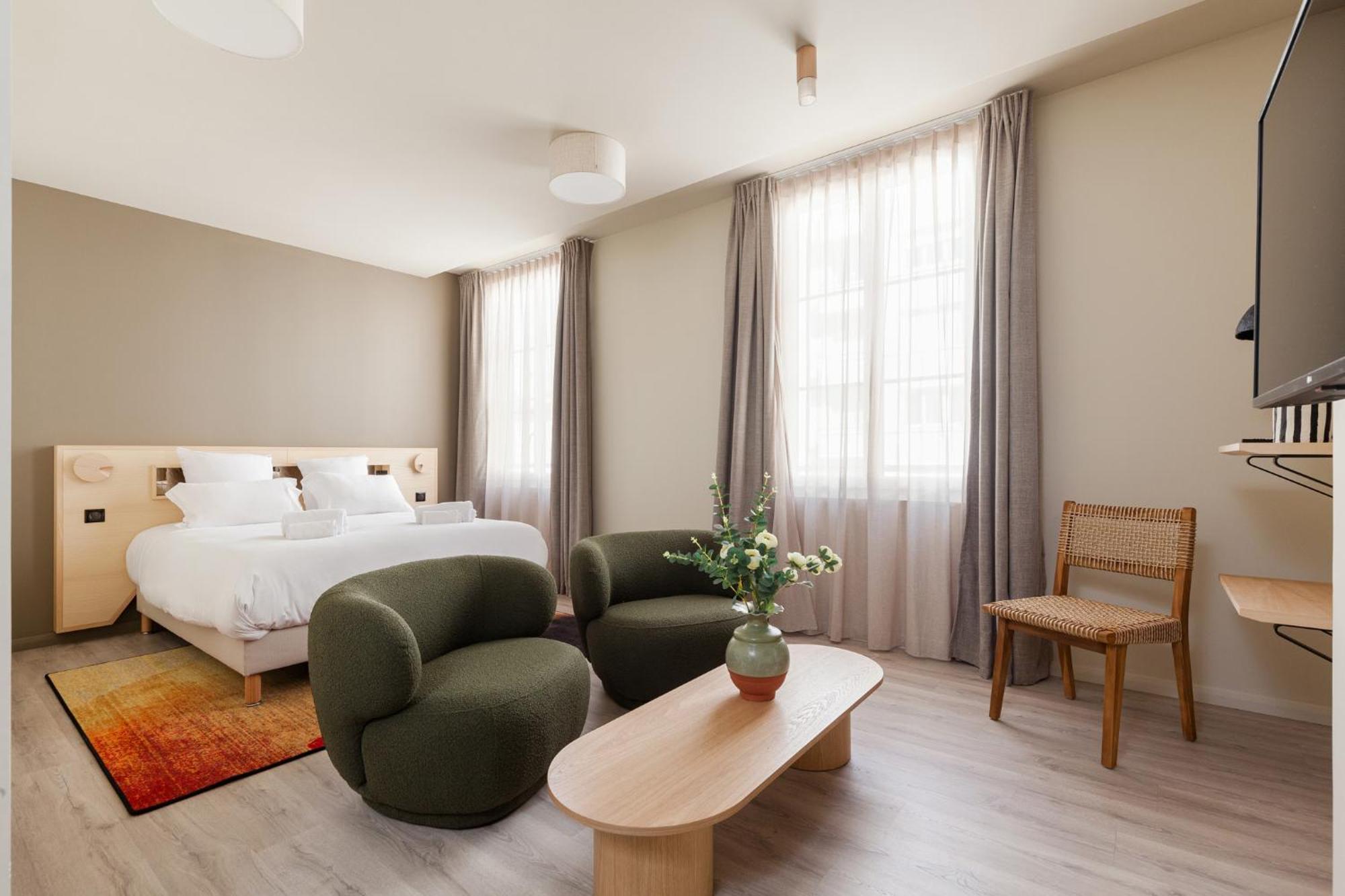Hotel Gambettes - Entree Autonome, Reception En Ligne - Encore Mieux Лимож Екстериор снимка